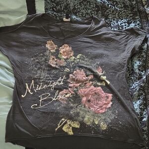 Rock & Republic Black and Pink Short Sleeve Tee